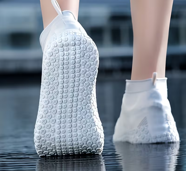 FlexGuard™ Silicone Waterproof Shoe Covers